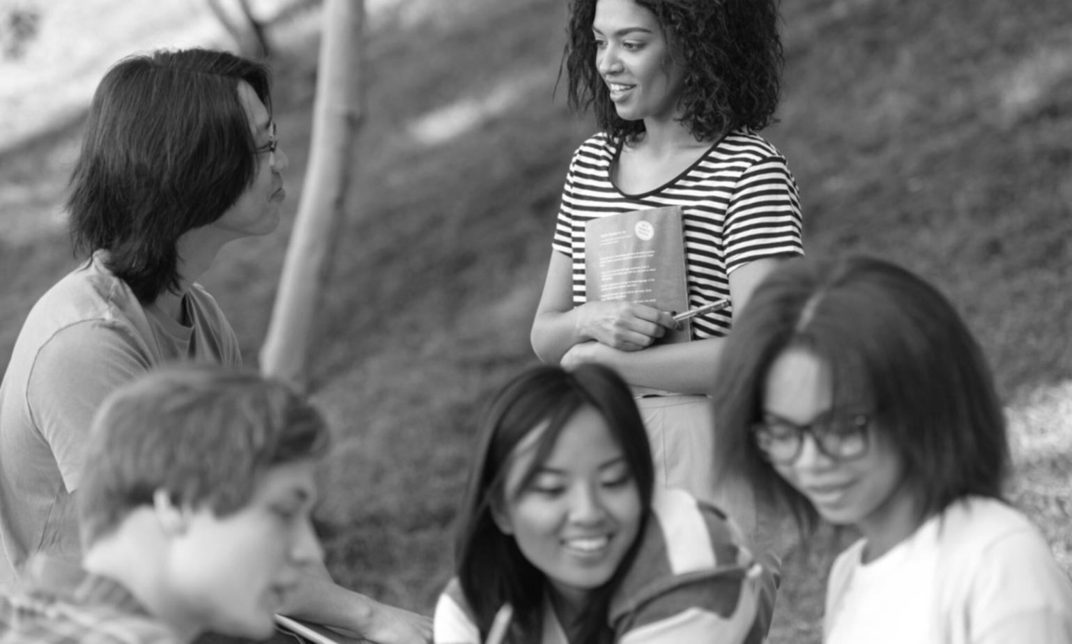 Teilnehmer bei praktischer Budgetplanung